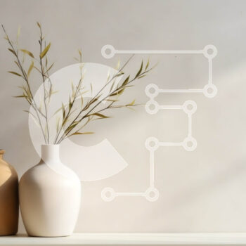 Intra Συλλεκτικό Ξύλινο Παζλ Plywood  4mm - Λευκά βάζα με μίσχο μπαμπού στο ράφι Σε Ξύλινο Κουτί - Διαστάσεις Puzzle: 10x10 cm – 25 κομμάτια - Image 1