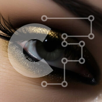 Intra Συλλεκτικό Ξύλινο Παζλ Plywood 4mm - Glamorous Woman's Eye με χοντρό μαύρο eyeliner και χρυσό γκλίτερ Σε Ξύλινο Κουτί - Διαστάσεις Puzzle: 10x10 cm – 25 κομμάτια - Image 1