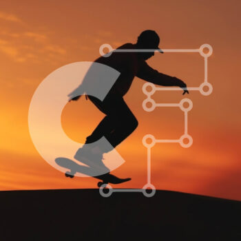 Intra Συλλεκτικό Ξύλινο Παζλ Plywood 4mm - Άτομο που κάνει skateboard στον αέρα στο ηλιοβασίλεμα Σε Ξύλινο Κουτί - Διαστάσεις Puzzle: 10x10 cm – 25 κομμάτια - Image 1