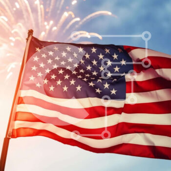 Intra Συλλεκτικό Ξύλινο Παζλ Plywood  4mm - Αμερικανική σημαία και πυροτεχνήματα την ημέρα της ανεξαρτησίας Σε Ξύλινο Κουτί - Διαστάσεις: 10x10 cm – 25 κομμάτια - Image 1