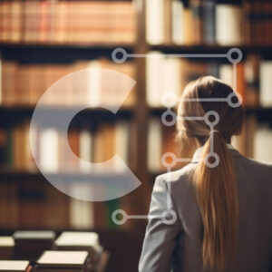 Intra Συλλεκτικό Ξύλινο Παζλ Plywood  4mm - Γυναίκα στα ράφια της βιβλιοθήκης Σε Ξύλινο Κουτί - Διαστάσεις Puzzle: 10x10 cm – 25 κομμάτια