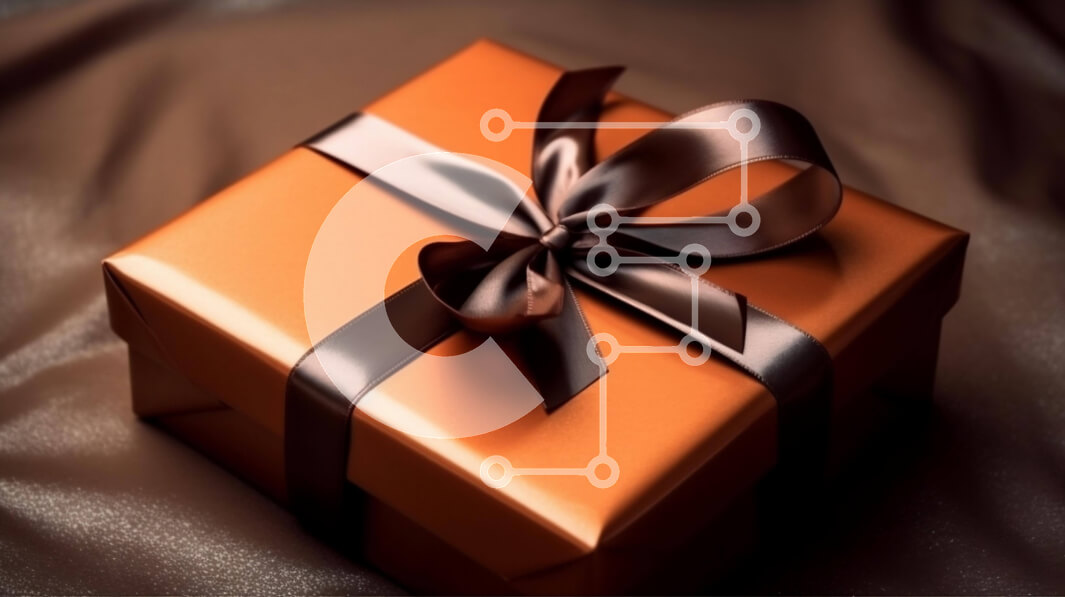 Intra Συλλεκτικό Ξύλινο Παζλ Plywood  4mm - Πορτοκαλί κουτί δώρου με καφέ κορδέλα και φιόγκο σε δερμάτινη επιφάνεια Σε Ξύλινο Κουτί - Διαστάσεις Puzzle: 10x10 cm – 25 κομμάτια