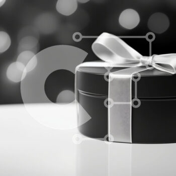 Intra Συλλεκτικό Ξύλινο Παζλ Plywood  4mm - Μαύρο και ασημί κουτί δώρου με πολύχρωμα φώτα Bokeh Σε Ξύλινο Κουτί - Διαστάσεις Puzzle: 10x10 cm – 25 κομμάτια - Image 1