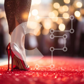 Intra Συλλεκτικό Ξύλινο Παζλ Plywood  4mm - Γυναίκα με ψηλοτάκουνα παπούτσια στο κόκκινο χαλί Σε Ξύλινο Κουτί - Διαστάσεις Puzzle: 10x10 cm – 25 κομμάτια - Image 1