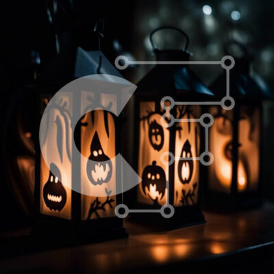 Intra Συλλεκτικό Ξύλινο Παζλ Plywood  4mm - Απόκοσμη και τρομακτική εικόνα φαναριών κολοκύθας που κρέμονται σε ένα σκοτεινό δάσος Σε Ξύλινο Κουτί - Διαστάσεις Puzzle: 10x10 cm – 25 κομμάτια - Image 1