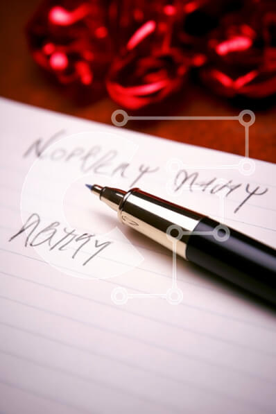 Intra Συλλεκτικό Ξύλινο Παζλ Plywood  4mm - Κενό σημειωματάριο και στυλό με φόντο κόκκινα τριαντάφυλλα Σε Ξύλινο Κουτί - Διαστάσεις Puzzle: 10x10 cm – 25 κομμάτια