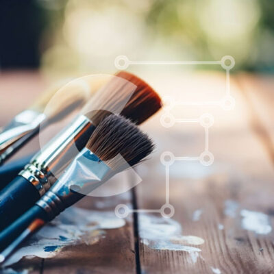 Intra Συλλεκτικό Ξύλινο Παζλ Plywood  4mm - Ομάδα πινέλων χρωμάτων σε ξύλινο τραπέζι Σε Ξύλινο Κουτί - Διαστάσεις Puzzle: 10x10 cm – 25 κομμάτια - Image 1