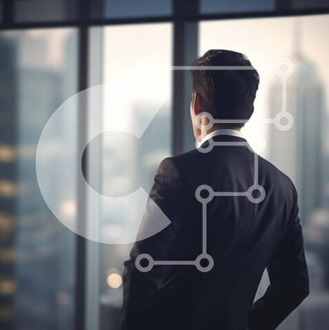 Intra Συλλεκτικό Ξύλινο Παζλ Plywood 4mm - Επιχειρηματίας που θαυμάζει το αστικό τοπίο από το ανοιχτό παράθυρο Σε Ξύλινο Κουτί - Διαστάσεις Puzzle: 10x10 cm – 25 κομμάτια - Image 1