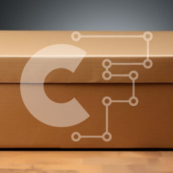 Intra Συλλεκτικό Ξύλινο Παζλ Plywood  4mm - Άδειο καφέ χαρτόκουτο με γυαλιστερό φινίρισμα σε ξύλινο τραπέζι Σε Ξύλινο Κουτί - Διαστάσεις: 10x10 cm – 25 κομμάτια - Image 1