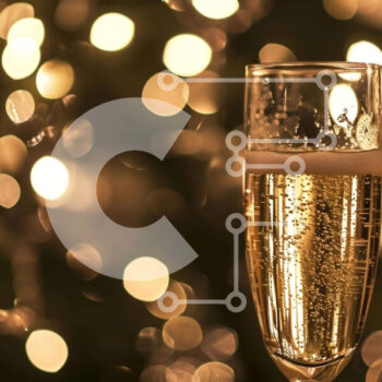 Intra Συλλεκτικό Ξύλινο Παζλ Plywood  4mm - Ποτήρι σαμπάνια την παραμονή της Πρωτοχρονιάς με εορταστικό φωτισμό Σε Ξύλινο Κουτί - Διαστάσεις Puzzle: 10x10 cm – 25 κομμάτια - Image 1