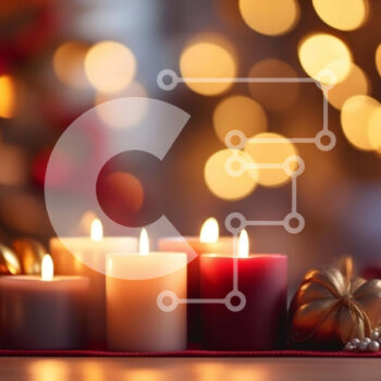 Intra Συλλεκτικό Ξύλινο Παζλ Plywood  4mm - Αναμμένα κεριά και χριστουγεννιάτικο δέντρο για τις γιορτές Σε Ξύλινο Κουτί - Διαστάσεις: 10x10 cm – 25 κομμάτια - Image 1