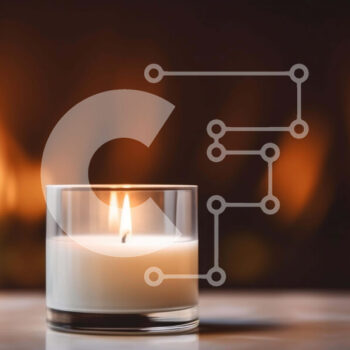 Intra Συλλεκτικό Ξύλινο Παζλ Plywood  4mm - Ατμόσφαιρα και ζεστασιά: Αναμμένο κερί μπροστά από το τζάκι Σε Ξύλινο Κουτί - Διαστάσεις Puzzle: 10x10 cm – 25 κομμάτια - Image 1