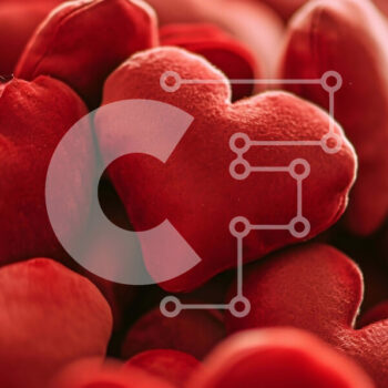 Intra Συλλεκτικό Ξύλινο Παζλ Plywood  4mm - Σωρός από κόκκινα μαξιλάρια σε σχήμα καρδιάς για την ημέρα του Αγίου Βαλεντίνου Σε Ξύλινο Κουτί - Διαστάσεις Puzzle: 10x10 cm – 25 κομμάτια - Image 1