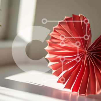 Intra Συλλεκτικό Ξύλινο Παζλ Plywood  4mm - Γλυπτό Origami με κόκκινη καρδιά στο περβάζι παραθύρου Σε Ξύλινο Κουτί - Διαστάσεις Puzzle: 10x10 cm – 25 κομμάτια - Image 1