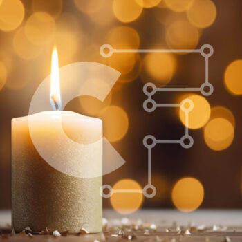 Intra Συλλεκτικό Ξύλινο Παζλ Plywood  4mm - Μονό αναμμένο κερί σε ξύλινο τραπέζι με πορτοκαλί φόντο Σε Ξύλινο Κουτί - Διαστάσεις Puzzle: 10x10 cm – 25 κομμάτια - Image 1