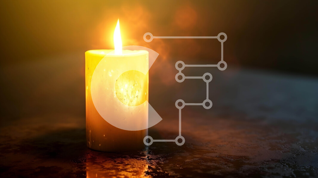 Intra Συλλεκτικό Ξύλινο Παζλ Plywood  4mm - Μονό αναμμένο κερί σε άδειο τραπέζι Σε Ξύλινο Κουτί - Διαστάσεις Puzzle: 10x10 cm – 25 κομμάτια