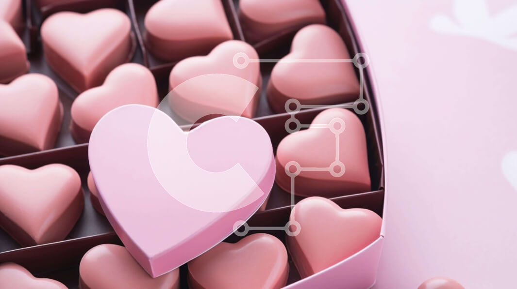 Intra Συλλεκτικό Ξύλινο Παζλ Plywood  4mm - Ροζ σοκολατάκια για την ημέρα του Αγίου Βαλεντίνου σε κουτί Σε Ξύλινο Κουτί - Διαστάσεις: 10x10 cm – 25 κομμάτια