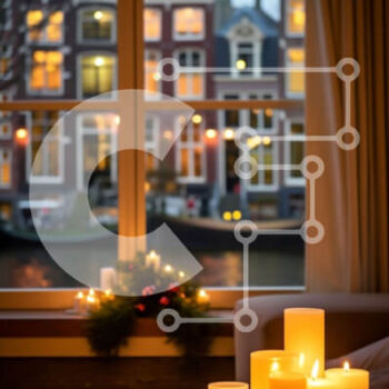 Intra Συλλεκτικό Ξύλινο Παζλ Plywood  4mm - Άνετο σαλόνι με κεριά και θέα στην πόλη Σε Ξύλινο Κουτί - Διαστάσεις Puzzle: 10x10 cm – 25 κομμάτια - Image 1