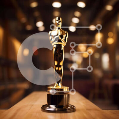 Intra Συλλεκτικό Ξύλινο Παζλ Plywood  4mm - Άγαλμα Όσκαρ σε ξύλινο τραπέζι Σε Ξύλινο Κουτί - Διαστάσεις: 10x10 cm – 25 κομμάτια - Image 1