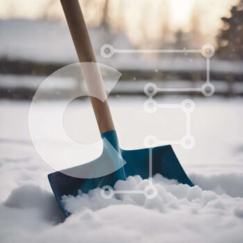 Intra Συλλεκτικό Ξύλινο Παζλ Plywood  4mm - Φτυάρι χιονιού στο χειμερινό τοπίο Σε Ξύλινο Κουτί - Διαστάσεις Puzzle: 10x10 cm – 25 κομμάτια - Image 1