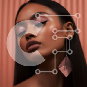 Intra Συλλεκτικό Ξύλινο Παζλ Plywood  4mm - Όμορφη εικόνα μιας γυναίκας με ροζ σκουλαρίκια και μακιγιάζ Σε Ξύλινο Κουτί - Διαστάσεις Puzzle: 10x10 cm – 25 κομμάτια