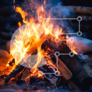 Intra Συλλεκτικό Ξύλινο Παζλ Plywood  4mm - Πανέμορφη εικόνα της φωτιάς με κορμούς που καίγονται έντονα τη νύχτα Σε Ξύλινο Κουτί - Διαστάσεις Puzzle: 10x10 cm – 25 κομμάτια