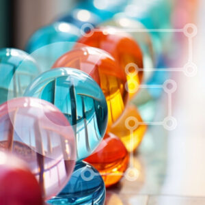 Intra Συλλεκτικό Ξύλινο Παζλ Plywood  4mm - Ζωντανά γυάλινα αντικείμενα που εμφανίζονται σε τραπέζι Σε Ξύλινο Κουτί - Διαστάσεις: 10x10 cm – 25 κομμάτια