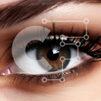 Intra Συλλεκτικό Ξύλινο Παζλ Plywood  4mm - Όμορφη κοντινή πλάνο ενός γυναικείου ματιού με μακριές βλεφαρίδες και καφέ σκιά ματιών Σε Ξύλινο Κουτί - Διαστάσεις Puzzle: 10x10 cm – 25 κομμάτια - Image 1