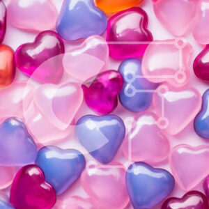 Intra Συλλεκτικό Ξύλινο Παζλ Plywood  4mm - Συστάδα από ροζ, μωβ και μπλε πλαστικές χάντρες σε σχήμα καρδιάς Σε Ξύλινο Κουτί - Διαστάσεις Puzzle: 10x10 cm – 25 κομμάτια