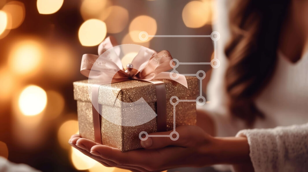 Intra Συλλεκτικό Ξύλινο Παζλ Plywood  4mm - Εορταστική γιορτή με γυναίκα που κρατά χρυσό κουτί δώρου Σε Ξύλινο Κουτί - Διαστάσεις: 10x10 cm – 25 κομμάτια