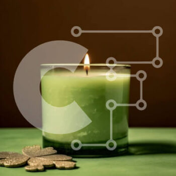 Intra Συλλεκτικό Ξύλινο Παζλ Plywood  4mm - Γιορτάστε την Ημέρα του Αγίου Πατρικίου με ένα πράσινο κερί με τριφύλλια Σε Ξύλινο Κουτί - Διαστάσεις Puzzle: 10x10 cm – 25 κομμάτια - Image 1