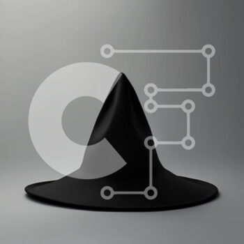 Intra Συλλεκτικό Ξύλινο Παζλ Plywood  4mm - Μαύρο καπέλο μάγισσας σε γκρι φόντο Σε Ξύλινο Κουτί - Διαστάσεις Puzzle: 10x10 cm – 25 κομμάτια - Image 1