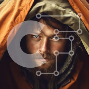 Intra Συλλεκτικό Ξύλινο Παζλ Plywood  4mm - Άνδρας με πορτοκαλί μπουφάν με κουκούλα που στέκεται μπροστά από μια σκηνή Σε Ξύλινο Κουτί - Διαστάσεις Puzzle: 10x10 cm – 25 κομμάτια