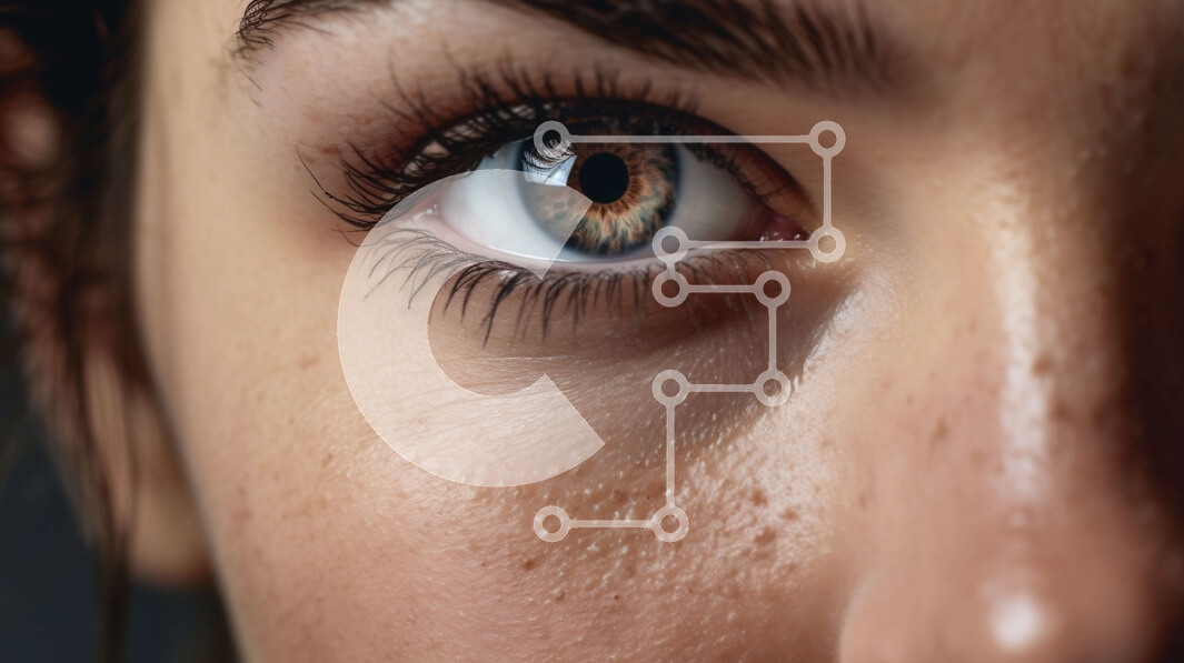 Intra Συλλεκτικό Ξύλινο Παζλ Plywood  4mm - Εκπληκτικό πορτρέτο μιας γυναίκας με μαγευτικά καστανά μάτια και μακριές βλεφαρίδες Σε Ξύλινο Κουτί - Διαστάσεις Puzzle: 10x10 cm – 25 κομμάτια