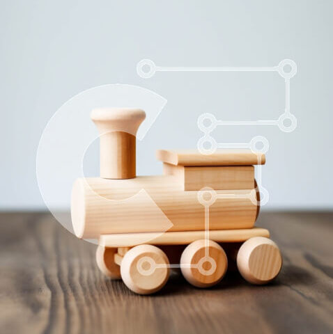 Intra Συλλεκτικό Ξύλινο Παζλ Plywood  4mm - Όμορφη εικόνα ενός ξύλινου τρένου παιχνιδιού σε ένα ξύλινο τραπέζι Σε Ξύλινο Κουτί - Διαστάσεις: 10x10 cm – 25 κομμάτια - Image 1