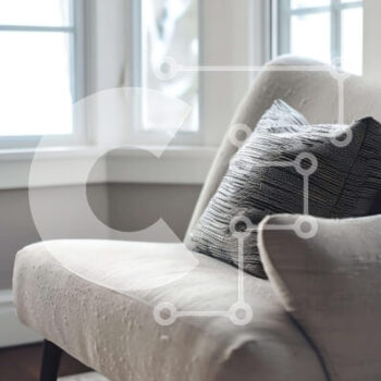 Intra Συλλεκτικό Ξύλινο Παζλ Plywood  4mm - Λευκή καρέκλα μπροστά από το ανοιχτό παράθυρο Σε Ξύλινο Κουτί - Διαστάσεις Puzzle: 10x10 cm – 25 κομμάτια - Image 1