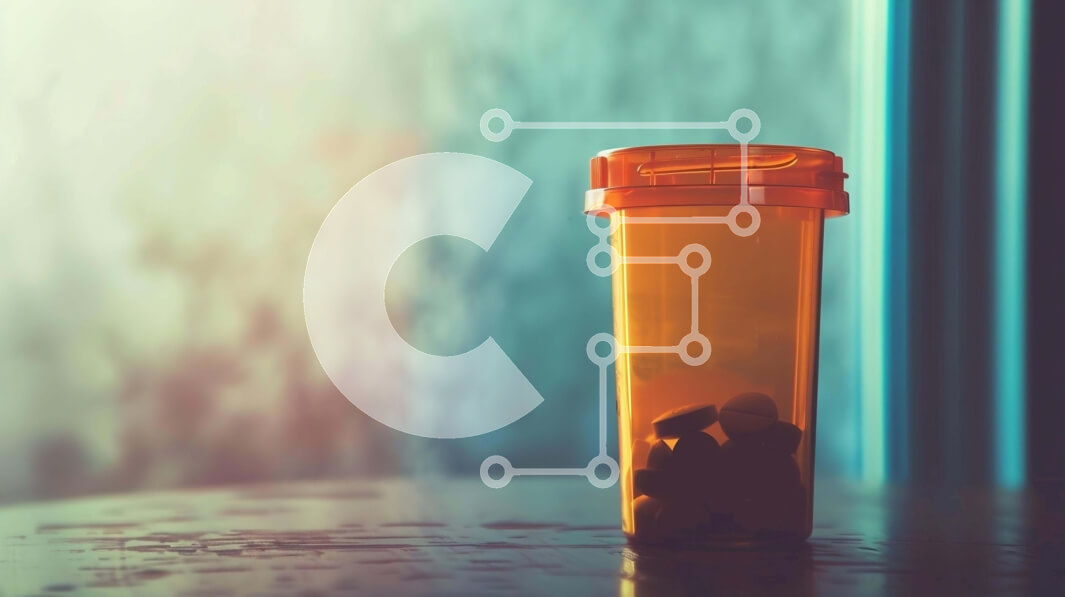 Intra Συλλεκτικό Ξύλινο Παζλ Plywood  4mm - Πορτοκαλί μπουκάλι χαπιών με χάπια στο τραπέζι Σε Ξύλινο Κουτί - Διαστάσεις Puzzle: 10x10 cm – 25 κομμάτια