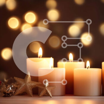 Intra Συλλεκτικό Ξύλινο Παζλ Plywood  4mm - Γιορτινά κεριά σε ένα ξύλινο τραπέζι Σε Ξύλινο Κουτί - Διαστάσεις Puzzle: 10x10 cm – 25 κομμάτια - Image 1