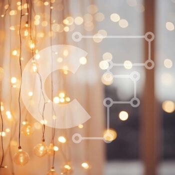 Intra Συλλεκτικό Ξύλινο Παζλ Plywood  4mm - Πολύχρωμες λάμπες που κρέμονται από το ταβάνι Σε Ξύλινο Κουτί - Διαστάσεις Puzzle: 10x10 cm – 25 κομμάτια - Image 1