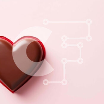 Intra Συλλεκτικό Ξύλινο Παζλ Plywood  4mm - Μπάρα σοκολάτας σε σχήμα καρδιάς σε ροζ φόντο Σε Ξύλινο Κουτί - Διαστάσεις Puzzle: 10x10 cm – 25 κομμάτια - Image 1