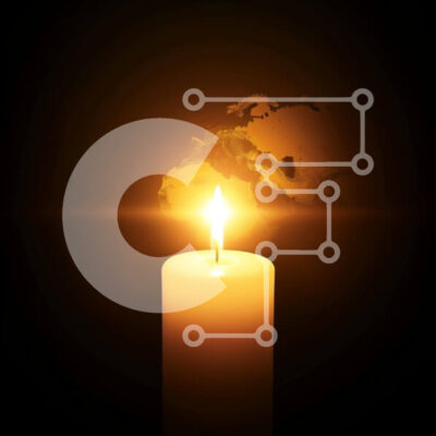 Intra Συλλεκτικό Ξύλινο Παζλ Plywood  4mm - Αναμμένο κερί μπροστά από τον παγκόσμιο χάρτη - σύμβολο ενότητας και παγκόσμιας συνείδησης Σε Ξύλινο Κουτί - Διαστάσεις Puzzle: 10x10 cm – 25 κομμάτια - Image 1