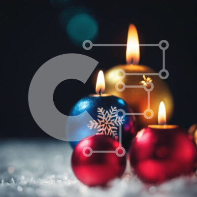 Intra Συλλεκτικό Ξύλινο Παζλ Plywood  4mm - Πολύχρωμα χριστουγεννιάτικα στολίδια και κεριά για μια ζεστή ατμόσφαιρα διακοπών Σε Ξύλινο Κουτί - Διαστάσεις: 10x10 cm – 25 κομμάτια - Image 1