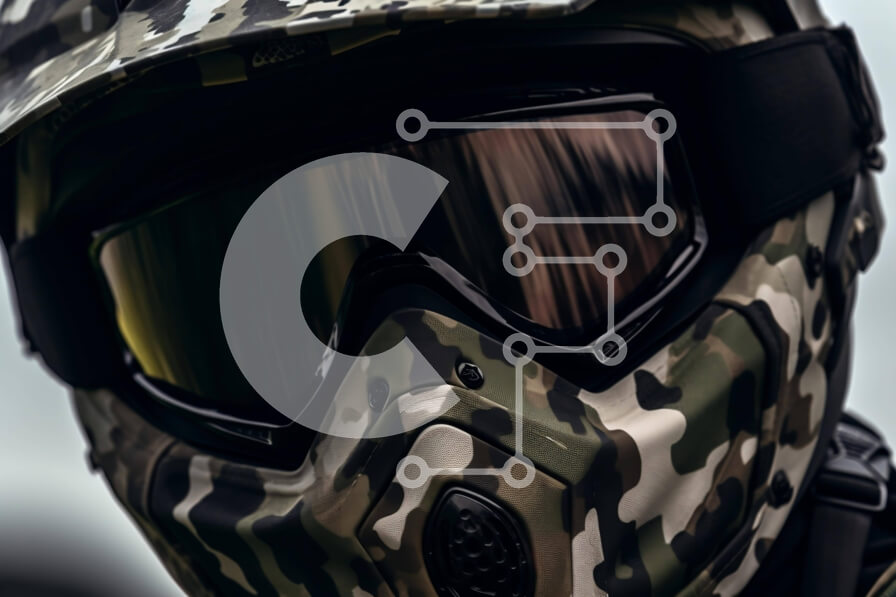 Intra Συλλεκτικό Ξύλινο Παζλ Plywood  4mm - Άτομο με στρατιωτικό εξοπλισμό με γυαλιά αεροπόρου Σε Ξύλινο Κουτί - Διαστάσεις Puzzle: 10x10 cm – 25 κομμάτια