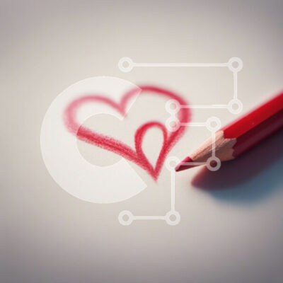 Intra Συλλεκτικό Ξύλινο Παζλ Plywood 4mm - Κόκκινο μολύβι που σχεδιάζει ένα σχήμα καρδιάς Σε Ξύλινο Κουτί - Διαστάσεις Puzzle: 10x10 cm – 25 κομμάτια - Image 1