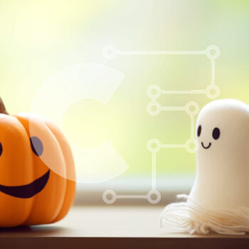 Intra Συλλεκτικό Ξύλινο Παζλ Plywood  4mm - Διακοσμήσεις αποκριών - ειδώλιο φαντασμάτων και κολοκύθα στο περβάζι παραθύρου Σε Ξύλινο Κουτί - Διαστάσεις Puzzle: 10x10 cm – 25 κομμάτια - Image 1