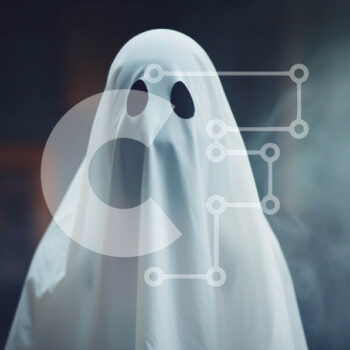 Intra Συλλεκτικό Ξύλινο Παζλ Plywood  4mm - Φάντασμα με λευκό φόρεμα σε ένα άδειο δωμάτιο Σε Ξύλινο Κουτί - Διαστάσεις Puzzle: 10x10 cm – 25 κομμάτια - Image 1