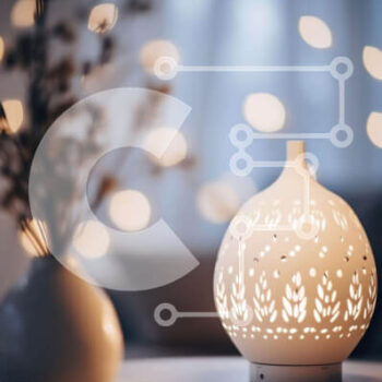 Intra Συλλεκτικό Ξύλινο Παζλ Plywood  4mm - Λευκό φωτιστικό διάχυσης με λουλούδια στο τραπέζι Σε Ξύλινο Κουτί - Διαστάσεις Puzzle: 10x10 cm – 25 κομμάτια - Image 1