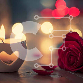 Intra Συλλεκτικό Ξύλινο Παζλ Plywood  4mm - Ρομαντική σύνθεση με κερί και τριαντάφυλλο Σε Ξύλινο Κουτί - Διαστάσεις Puzzle: 10x10 cm – 25 κομμάτια - Image 1