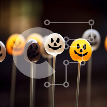 Intra Συλλεκτικό Ξύλινο Παζλ Plywood  4mm - Γλειφιτζούρια με θέμα το Halloween με χαμογελαστά πρόσωπα Σε Ξύλινο Κουτί - Διαστάσεις Puzzle: 10x10 cm – 25 κομμάτια - Image 1