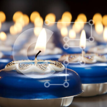 Intra Συλλεκτικό Ξύλινο Παζλ Plywood  4mm - Ομάδα γαλανόλευκων κηροπήγια με αναμμένα κεριά Σε Ξύλινο Κουτί - Διαστάσεις Puzzle: 10x10 cm – 25 κομμάτια - Image 1